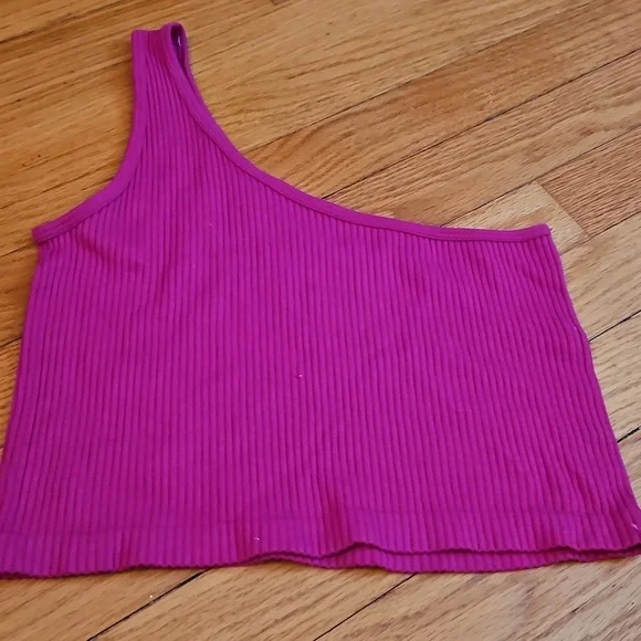 One-Shoulder Cropped, Ribbed, Pink Top, M/L, NWOT - Picture 2 of 3